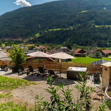 Apartments, Guest House & Historic Chalet Neuhaus San Sigismondo Exterior photo